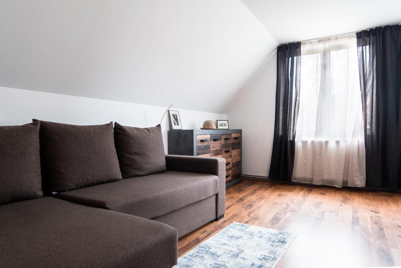 Imádó Vendégház Cernat Esterno foto