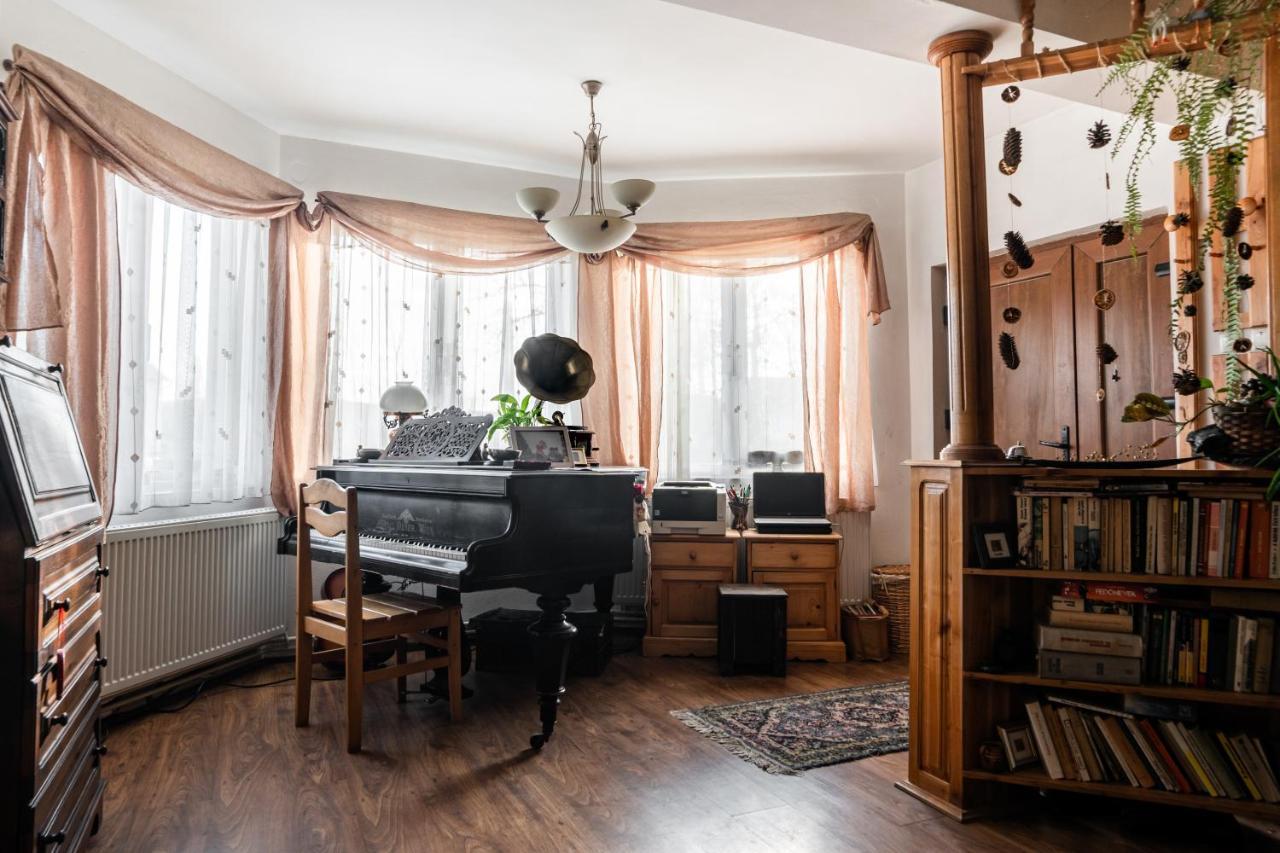 Imádó Vendégház Cernat Esterno foto